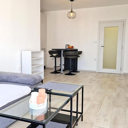 Apartment Lana 크르크 외부 사진